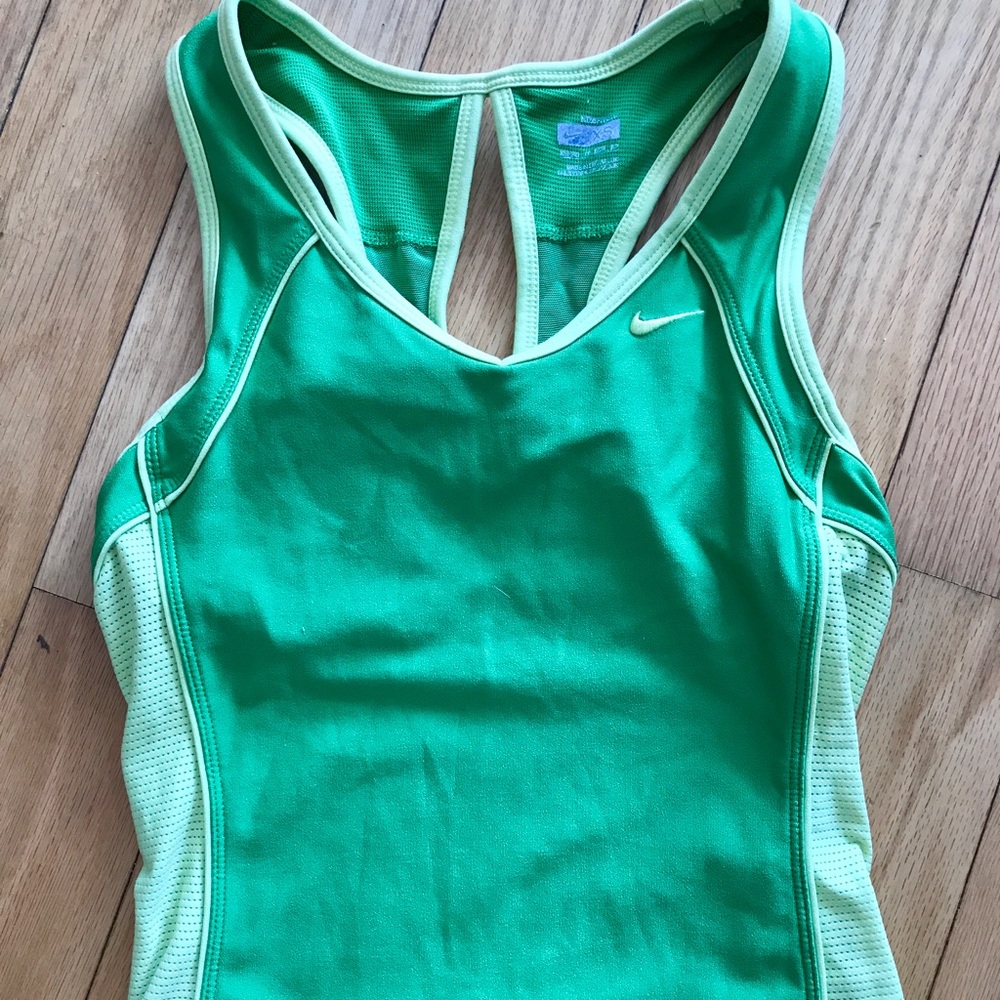 Nike workout top
